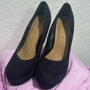 LC LAUREN CONRAD  Black suede leather ultra high heel platform pumps size  7